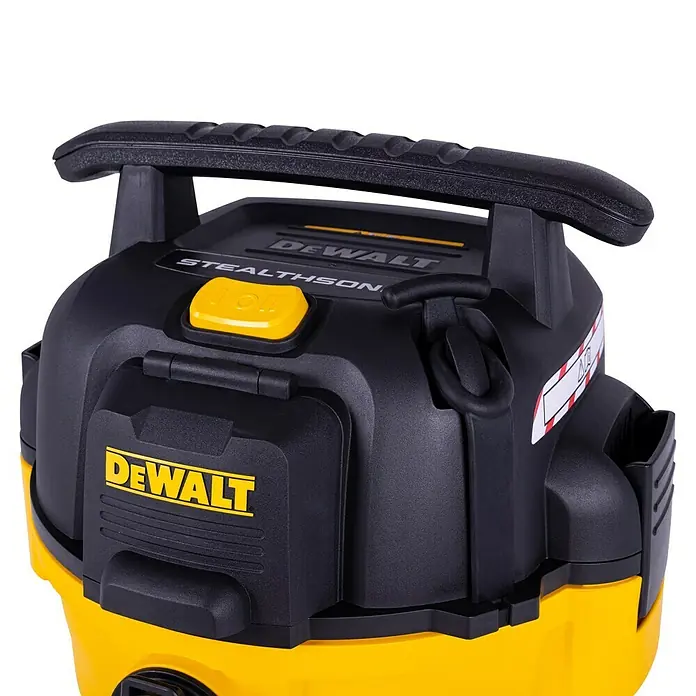 DeWalt Elektro-Nass- & Trockensauger DXV20PTA-QT - 750 W, Behältervolumen: 20 l, Filterreinigung: Vollautomatisch - Nahaufnahme eines gelb-schwarzen DeWalt-Staubsaugers, der sich ideal für die Reinigung von Baustellen eignet.