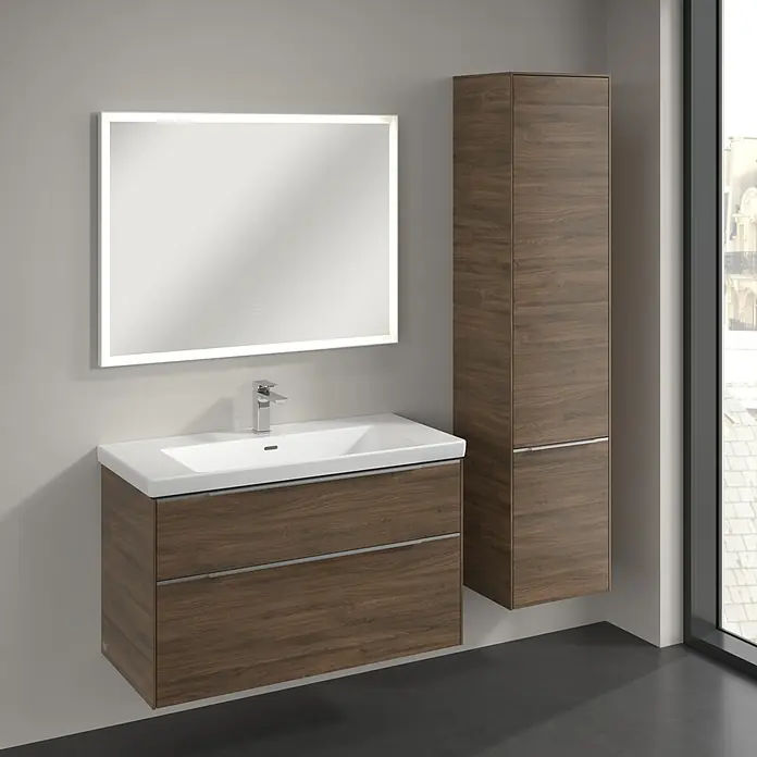 Villeroy & Boch Subway 3.0 Hochschrank - B x T x H: 40 x 36,2 x 171 cm, 2x Tür, Arizona Oak, Farbe Griff: Aluminium glänzend, DIN Anschlag: Rechts - Ein modernes Badezimmer-Set mit Waschtischunterschrank, Waschbecken, Spiegelschrank mit Beleuchtung und Hochschrank in Holzoptik.