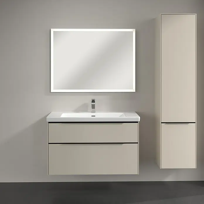 Villeroy & Boch Subway 3.0 Hochschrank - B x T x H: 40 x 36,2 x 171 cm, 2x Tür, Cashmere Grey, Farbe Griff: Volcano black, DIN Anschlag: Rechts - Badezimmermöbel-Set mit einem Unterschrank mit zwei Schubladen, einem Waschbecken, einem beleuchteten Spiegel und einem Hochschrank.