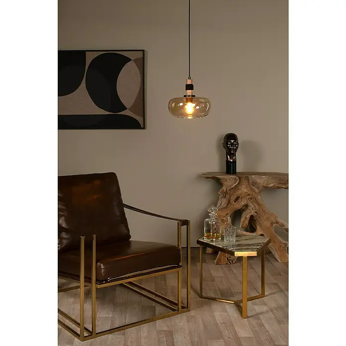 Lucide Ilona Pendelleuchte - 40 W, L x B x H: 12 x 12 x 162 cm, Amber, E27 - Einrichtung mit einer modernen Hängelampe mit bernsteinfarbenem Glas, die einen warmen Schein in einem stilvollen Wohnraum verbreitet.