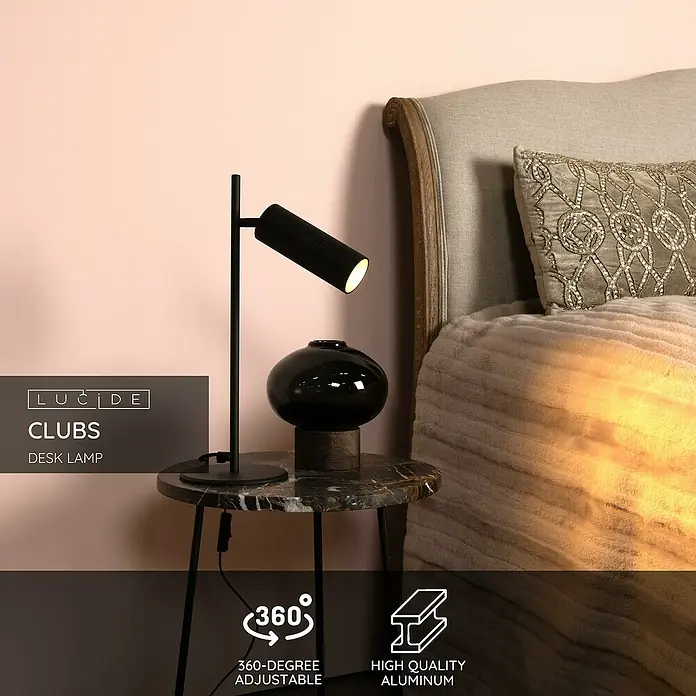 Lucide Clubs Tischleuchte - 40 W, L x B x H: 19,5 x 9 x 47 cm, Schwarz, GU10 - Nahaufnahme der Lucide Clubs Schreibtischlampe, die elegantes Design und hochwertige Aluminiumkonstruktion vereint.