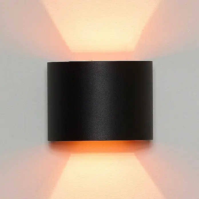 Lucide LED-Wandleuchte Xio - 3,5 W, L x B x H: 14 x 12 x 10,5 cm, Schwarz - Moderne schwarze Wandleuchte mit warmem Lichtschein, die eine stilvolle Atmosphäre in jedem Raum schafft.