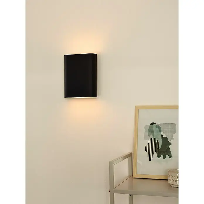 Lucide Wandleuchte Ovalis - 9 W, L x B x H: 18 x 10 x 22 cm, Schwarz/ Weiß, E14 - Elegante, schwarze Wandleuchte sorgt für warmes Licht. Das Design ist modern und schlicht, perfekt für jeden Raum und schafft eine angenehme Atmosphäre.