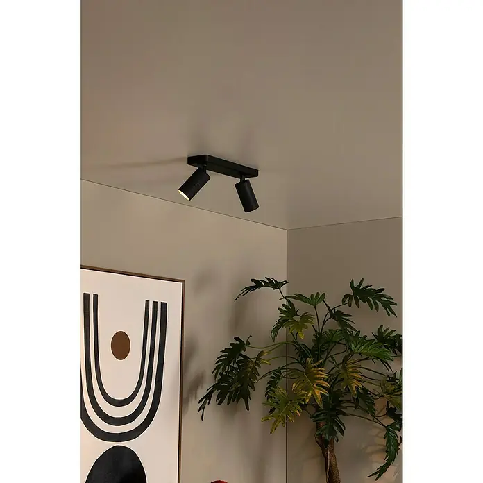 Lucide Clubs Deckenstrahler - 40 W, L x B x H: 35,5 x 12 x 11,5 cm, Schwarz, GU10, Anzahl Leuchtmittel: 2 Stk. - Moderne Deckenleuchte mit zwei verstellbaren Strahlern in Schwarz, die einen Raum elegant beleuchten. Perfekt für stilvolle Innenräume.