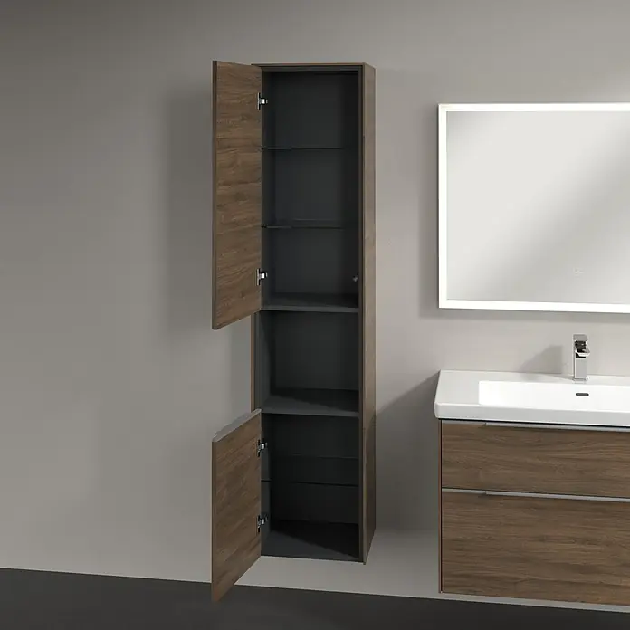 Villeroy & Boch Subway 3.0 Hochschrank - B x T x H: 40 x 36,2 x 171 cm, 1x offenes Fach, 2x Tür, Arizona Oak, Farbe Griff: Aluminium glänzend, DIN Anschlag: Links - Ein hoch aufragender Badezimmerschrank in Holzoptik mit offenen Türen, der zusätzlichen Stauraum bietet und das moderne Design des Badezimmers ergänzt.