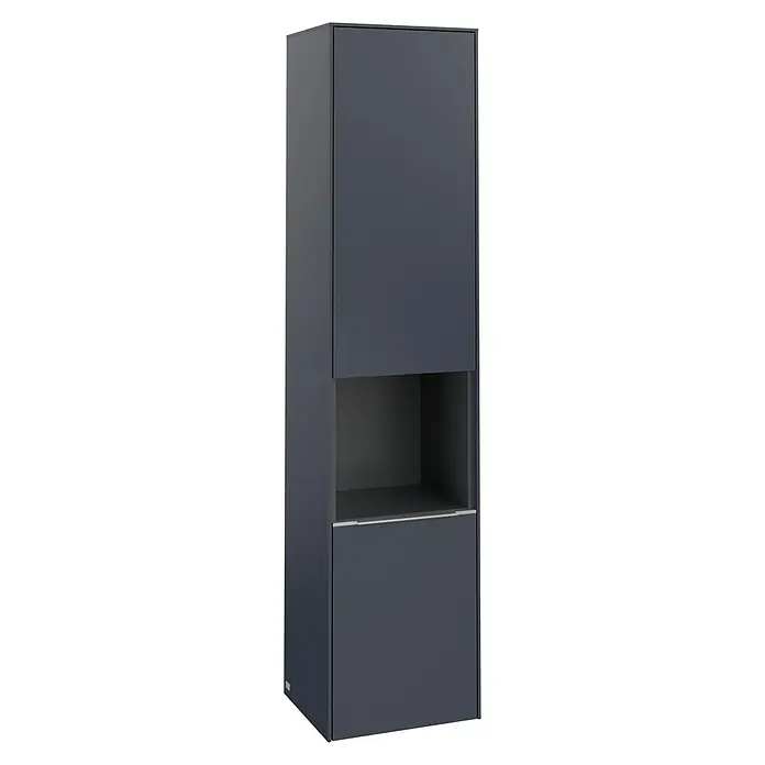 Villeroy & Boch Subway 3.0 Hochschrank - B x T x H: 40 x 36,2 x 171 cm, 1x offenes Fach, 2x Tür, Marine Blue, Farbe Griff: Aluminium glänzend, DIN Anschlag: Links - Schmaler, dunkler Badschrank mit zwei Türen und einem offenen Fach in der Mitte. Praktisch für jedes Badezimmer.