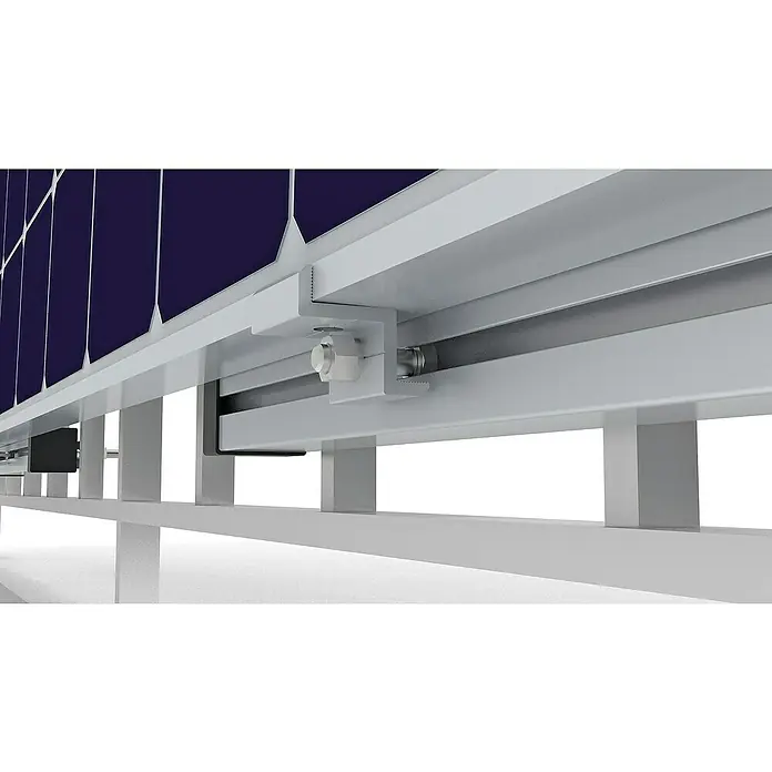 Schwaiger Montage-Set - 9 Stk., Passend für: Solarmodule - Detailaufnahme einer Solarmodulhalterung, die das Paneel sicher am Montagesystem befestigt.  Die robuste Konstruktion gewährleistet Stabilität.