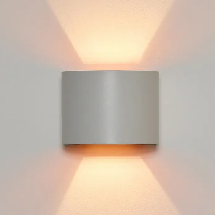 Lucide LED-Wandleuchte Xio - 3,5 W, L x B x H: 14 x 12 x 10,5 cm, Weiß, Warmweiß - Moderne Wandleuchte mit indirektem Licht. Die graue Leuchte erzeugt ein warmes, stimmungsvolles Licht an der Wand.