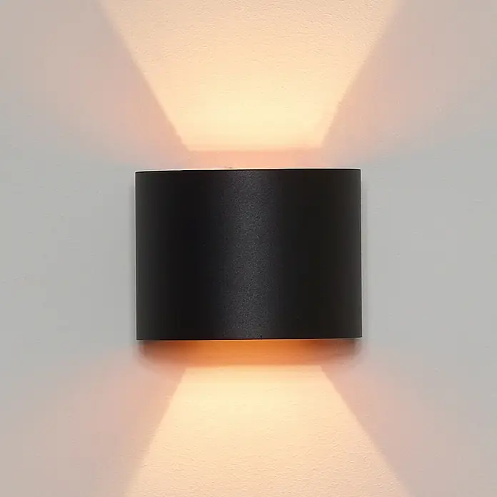 Lucide LED-Wandleuchte Xio - 3,5 W, L x B x H: 14 x 12 x 10,5 cm, Schwarz - Moderne schwarze Wandleuchte, die warmes Licht nach oben und unten abstrahlt und eine gemütliche Atmosphäre schafft. Ideal für stilvolle Innenräume.