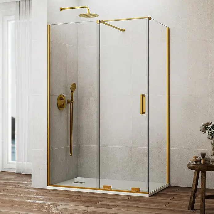 GME Mampara de ducha frontal Kenna - 70 x 195 cm, Espesor de vidrio: 8 mm, Oro, Longitud regulable: 165 cm - 170 cm - Una lujosa cabina de ducha con marco dorado y puertas de vidrio transparente. La grifería también es dorada, creando un aspecto elegante.