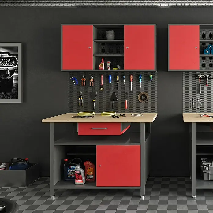 Jan Nowak Hängeschrank Ben - H x B x T: 60 x 120 x 20 cm, Anthrazit/Rot - Werkbank mit viel Stauraum, einschließlich Schränken, Schubladen und Regalen zur Werkzeugaufbewahrung in einer Garage oder Werkstatt.