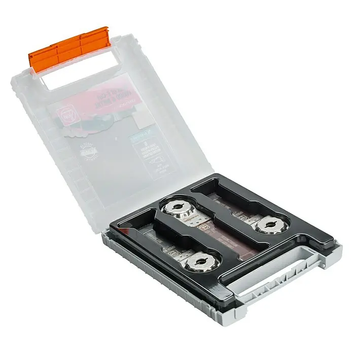 Fein Zubehör-Set Wood & Metal - 6 Stk., 6 -tlg. - Eine geöffnete Werkzeugkiste mit Trennscheiben mit Drehknauf, in einem schwarzen Kunststoffeinsatz mit orangenen Akzenten.