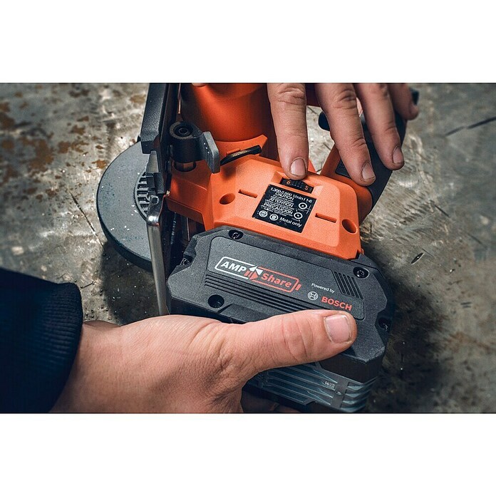 Fein AMPShare 18V Sierra circular de batería F-IRON Cut 57 AS (18 V, Sin batería, Diámetro hoja de sierra: 150 mm, 1.300 r.p.m. - 2.800 r.p.m.) | BAUHAUS