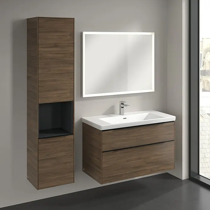 Villeroy & Boch Subway 3.0 Hochschrank - B x T x H: 40 x 36,2 x 171 cm, 1x offenes Fach, 2x Tür, Arizona Oak, Farbe Griff: Volcano black, DIN Anschlag: Links - Modernes Badezimmer-Set mit Waschtischunterschrank, Spiegelschrank mit Beleuchtung und Hochschrank in Holzoptik. Zeitloses Design für Ihr Bad.