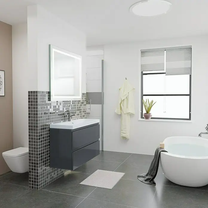 Camargue Espacio Badmöbel-Set i35 - 100 cm, Gama anthrazit glänzend - Modernes Badezimmer-Interieur mit grauem Waschtisch, beleuchtetem Spiegel und freistehender Badewanne für ein stilvolles Ambiente.