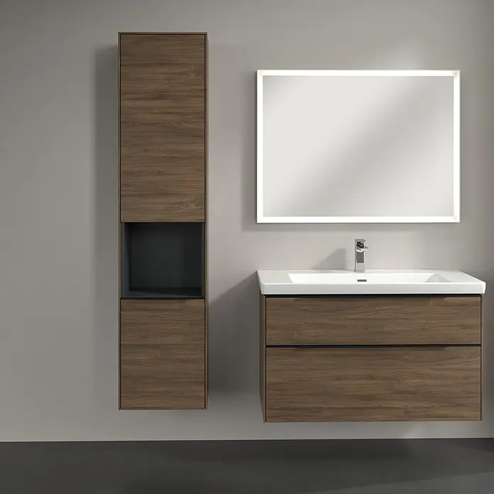 Villeroy & Boch Subway 3.0 Hochschrank - B x T x H: 40 x 36,2 x 171 cm, 1x offenes Fach, 2x Tür, Arizona Oak, Farbe Griff: Volcano black, DIN Anschlag: Links - Badezimmer mit Waschtischunterschrank in Holzoptik, Spiegelschrank mit Beleuchtung und Hochschrank für zusätzlichen Stauraum.