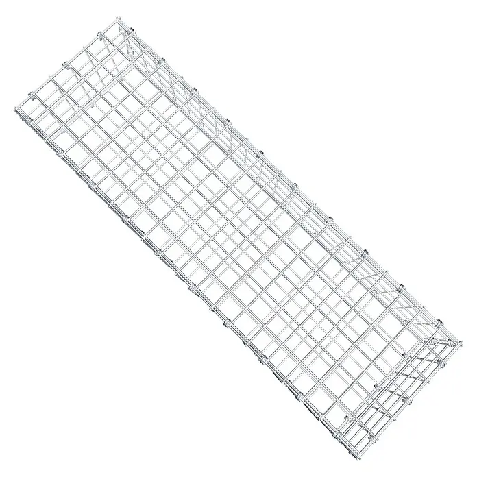 Gabiona Gabione - 100 x 30 x 20 cm, Maschenbreite: 5 cm, Maschenhöhe: 5 cm - Draufsicht auf eine lange, rechteckige Kabelrinne aus Metalldrahtgeflecht. Für eine geordnete Kabelführung im Raum.