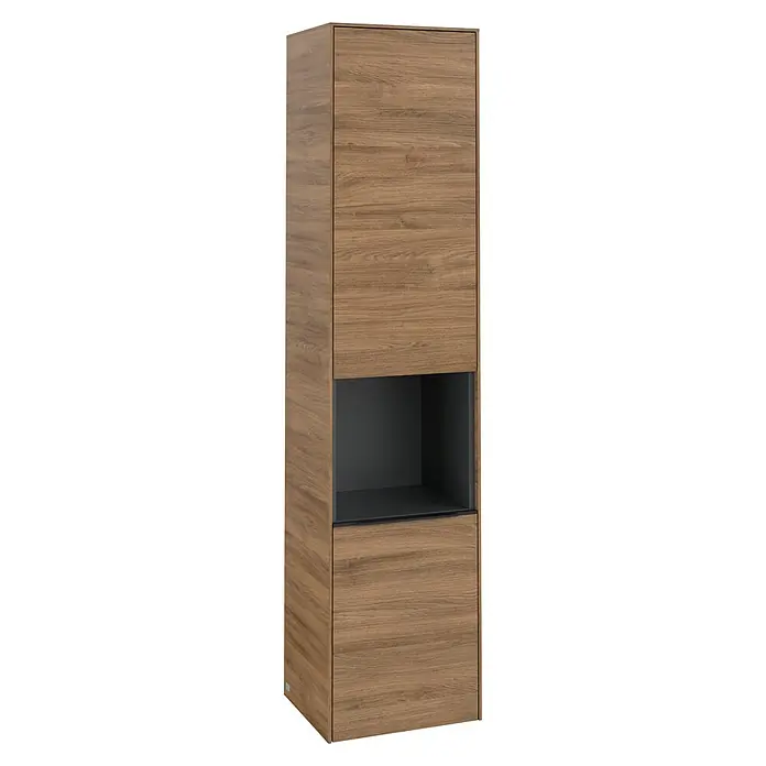 Villeroy & Boch Subway 3.0 Hochschrank - B x T x H: 40 x 36,2 x 171 cm, 1x offenes Fach, 2x Tür, Kansas Oak, Farbe Griff: Volcano black, DIN Anschlag: Rechts - Ein hochformatiger, hölzerner Badezimmerschrank mit einer offenen Ablage in der Mitte, perfekt für moderne Badezimmerdesigns.
