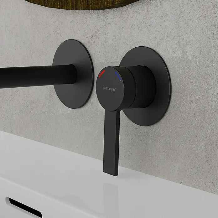 Camargue Wand-Waschtischarmatur Mallorca - Schwarz - Schwarze Camargue-Wandarmatur mit rundem Sockel und Hebelgriff für stilvolles Badezimmerdesign. Moderne Ästhetik mit klaren Linien.