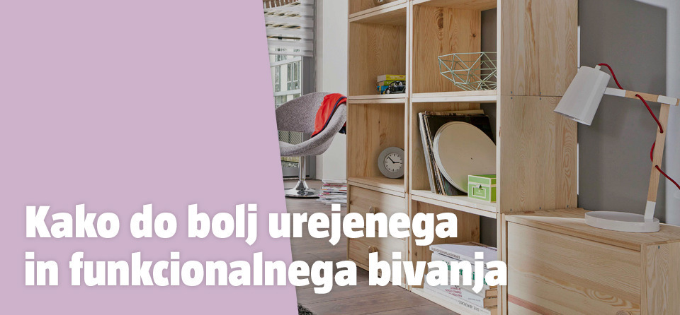 ureditev prostora z lesenimi regali