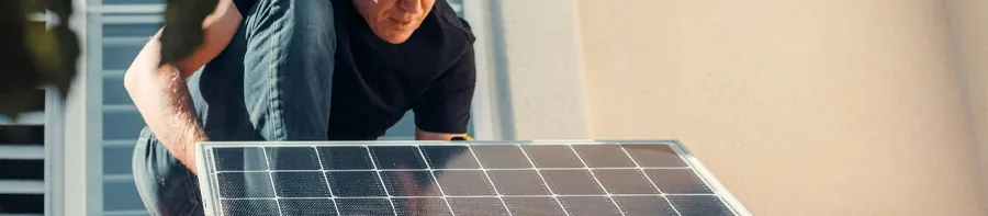 Približana slika postavitve solarnega panela