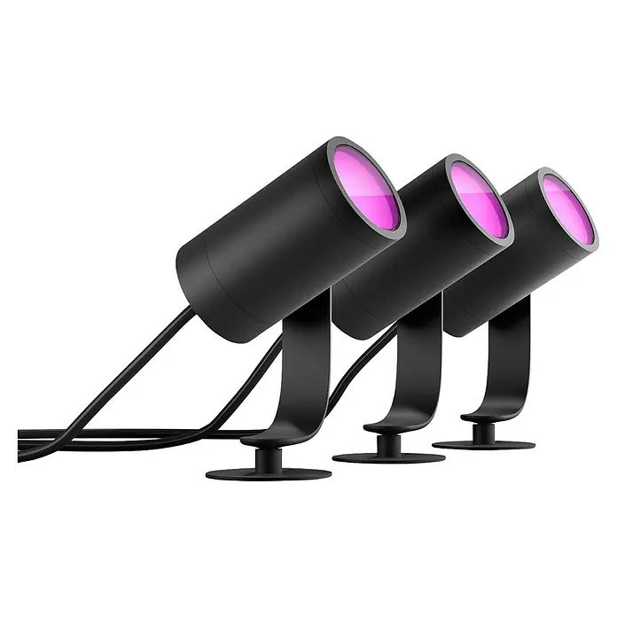 Philips Hue LED-Gartenspot-Set White & Color Ambiance Lily - RGBW, IP65, Höhe: 19,4 cm, 3 Stk. - Drei schwarze Strahler mit rosafarbenem Licht, ideal für die Gartenbeleuchtung. Sie sorgen für stimmungsvolle Akzente im Außenbereich.