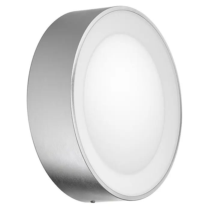 Philips Hue LED-Außenwandleuchte White & Color Ambiance Daylo - 15 W, 22 x 22 x 7,6 cm, Silber, IP44 - Nahaufnahme einer runden Wandleuchte mit einem silbernen Gehäuse und einer diffusen, weißen Lichtfläche für eine sanfte Beleuchtung.