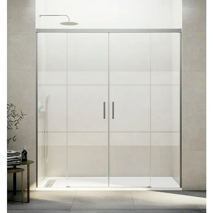 GME Mampara de ducha frontal Basic Spazio - 152 x 195 cm, Vidrio serigrafiado, Longitud regulable: 142 cm - 152 cm, Nickel - Un baño moderno con una ducha a ras de suelo con puertas correderas de vidrio transparente, mostrando un diseño minimalista.