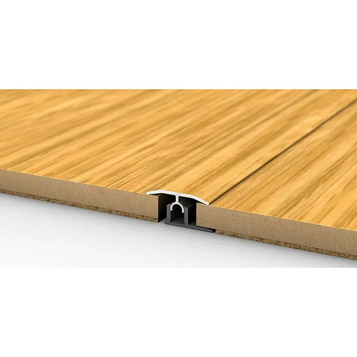 LOGOCLIC Übergangsprofil 303 - Eiche Hell, 0,9 m x 34 mm, Montageart: Stecken - Aluminium-Übergangsprofil für Holzböden. Elegante Lösung zur Verbindung von Bodenbelägen, ideal für den Innenbereich und einfache Montage.