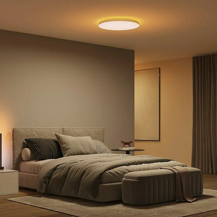 Philips LED-Deckenleuchte rund Datura - 67 W, Ø x H: 60 x 5 cm, Weiß, RGBW - Elegante Schlafzimmerbeleuchtung mit einer modernen Deckenleuchte, die ein warmes und einladendes Ambiente schafft.