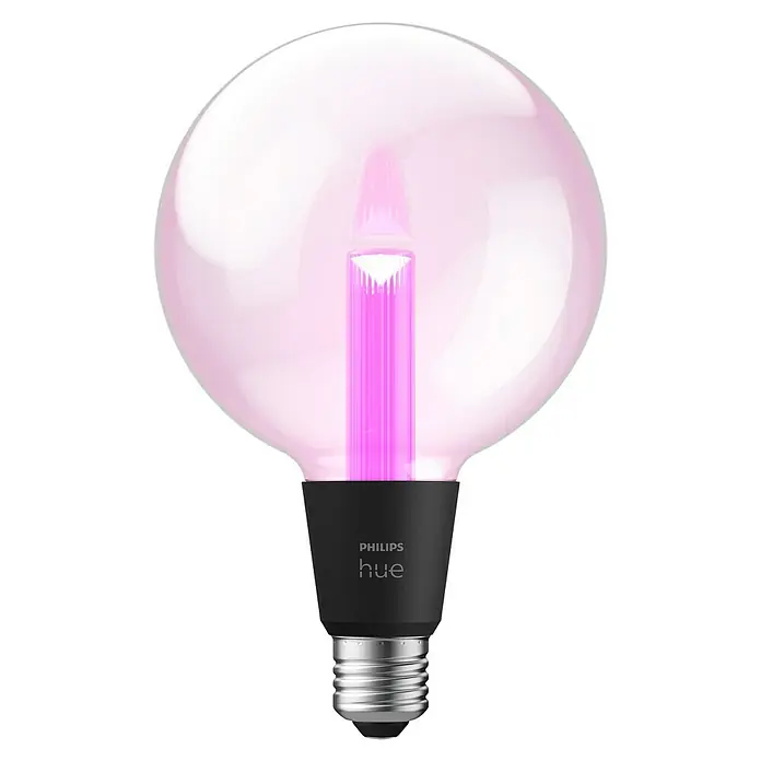 Philips Hue Smart-LED-Lampe Waca Lightguide Globe - E27, Dimmbar, RGBW, 500 lm, 6,8 W, 1 Stk., G125 - Nahaufnahme einer Philips Hue Filament-Glühbirne in Rosa. Die smarte LED-Lampe sorgt für eine angenehme Beleuchtung in jedem Raum.