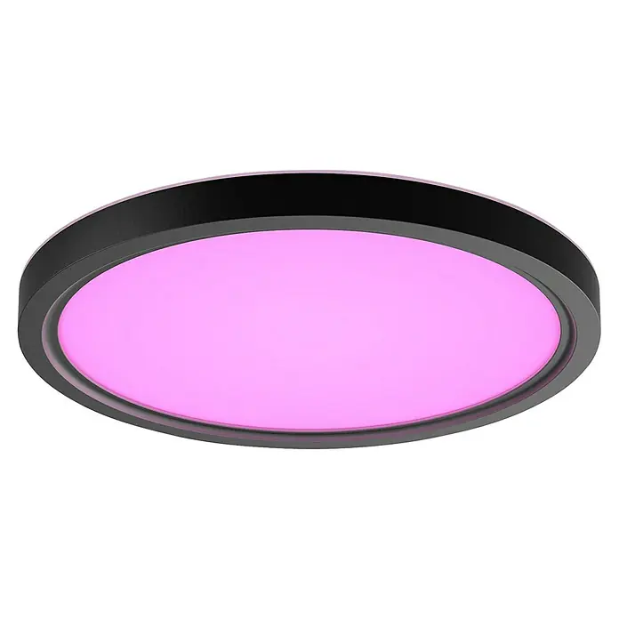 Philips Hue LED-Panel rund White & Color Ambiance Tento S - 25 W, Ø x H: 29,1 x 3,2 cm, Schwarz, RGBW - Nahaufnahme einer runden, flachen LED-Deckenleuchte mit schwarzem Rand und rosafarbenem Licht, die eine moderne und elegante Beleuchtungslösung darstellt.