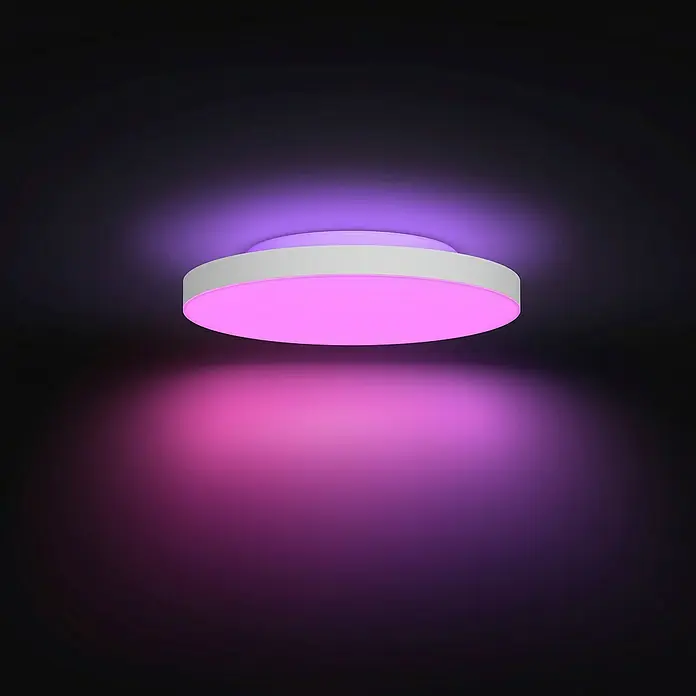 Philips LED-Deckenleuchte rund Datura - 48 W, Ø x H: 39,5 x 5 cm, Weiß, RGBW - Ein kreisförmiger LED Deckenleuchte mit einem sanften, farbigen Licht, das eine gemütliche Atmosphäre erzeugt.