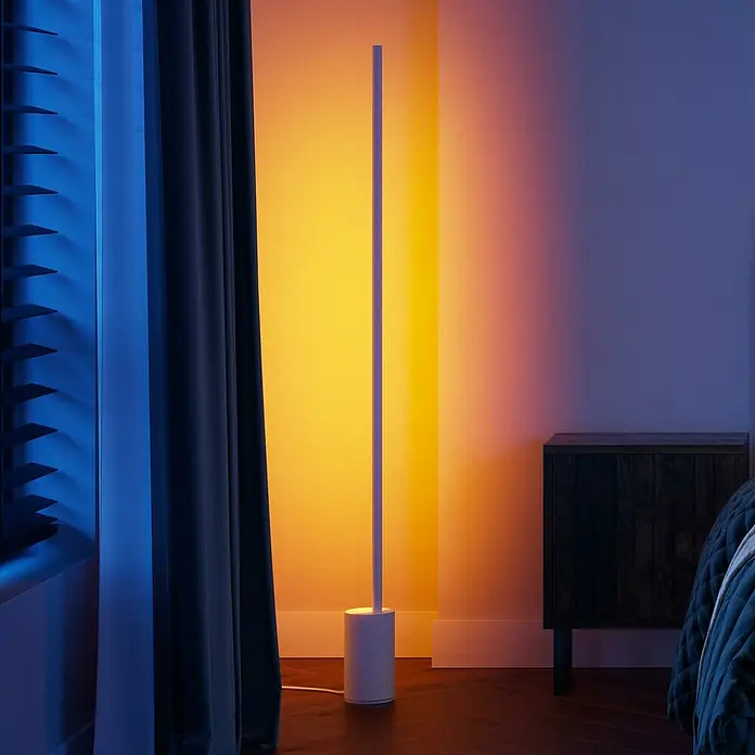 Philips Hue LED-Stehleuchte Signe - 29 W, Höhe: 145 cm, Weiß, RGBW - Elegante, moderne Stehlampe mit warmem Licht, die eine gemütliche Atmosphäre im Raum schafft. Perfekt als Akzentbeleuchtung im Wohnbereich.