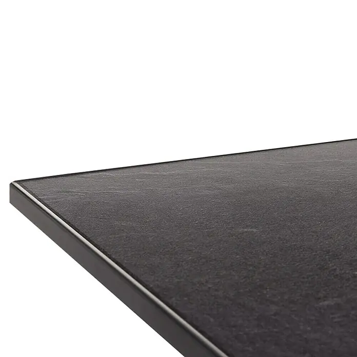 Sieger Boulevard Balkontisch - L x B x H: 80 x 80 x 73 cm, Stahl, Vivodur, Klappbar, Quadratisch, Graphit/Anthrazit - Detailaufnahme einer dunklen Tischplatte mit strukturierter Oberfläche und einer dezenten, dunklen Umrandung, ideal für moderne Einrichtungen.