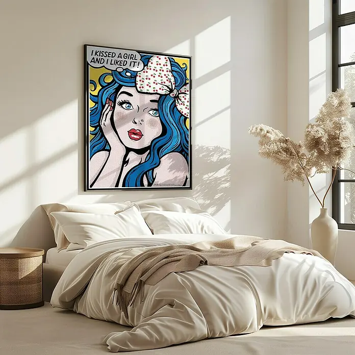 Papermoon Bild - I Kissed a Girl, B x H: 50 x 70 cm, Ohne Passepartout, Rahmen Eiche - Kunstvolles Pop-Art-Gemälde „I kissed a girl“ mit leuchtenden Farben und dynamischem Design, das jedem Raum einen Hauch von Humor und Stil verleiht.
