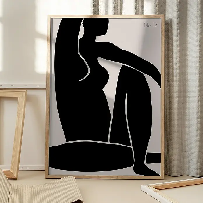 Papermoon Bild - Figure No. 12, B x H: 80 x 110 cm, Mit Passepartout, Rahmen Eiche - Gerahmtes abstraktes Kunstwerk "No. 12" in Schwarz und Weiß, das eine sitzende weibliche Figur darstellt und eine minimalistische Ästhetik aufweist.