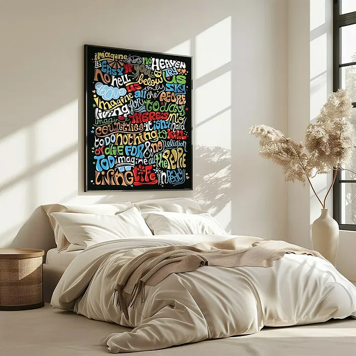 Papermoon Bild - Imagine, B x H: 40 x 50 cm, Ohne Passepartout, Rahmen Eiche - Ein farbenfrohes Wandbild mit dem Aufdruck des Liedtextes „Imagine“ von John Lennon, das über einem modernen Bett hängt.