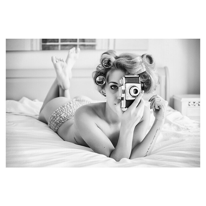Papermoon Poster (A Chick, B x H: 110 x 80 cm, Ohne Passepartout) | BAUHAUS