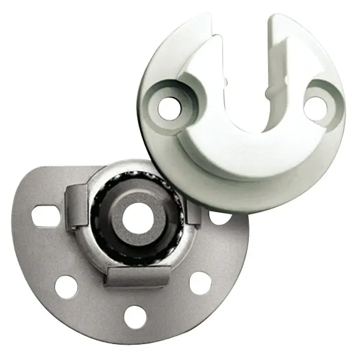 Schellenberg Wandlager MaxiDurchmesser Achtkantwelle: 60 mm - 70 mm - Nahaufnahme von zwei Fensterbefestigungen, einer weißen Halterung und einer silbernen Metallplatte, vor einem schwarzen Hintergrund.