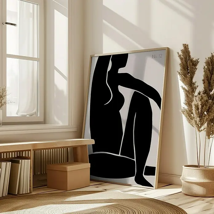 Papermoon Bild - Figure No. 12, B x H: 80 x 110 cm, Mit Passepartout, Rahmen Eiche - Modernes, abstraktes Kunstwerk einer sitzenden Frau in Schwarz und Weiß, gerahmt und an eine Wand gelehnt. Dezente Deko und natürliche Farben.