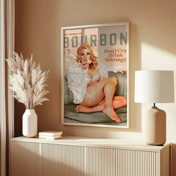 Papermoon Bild - Babes of Boubon Vol. 7, B x H: 100 x 140 cm, Mit Passepartout, Rahmen Eiche - Das "The Babes of Bourbon"-Poster ist ein dekorativer Hingucker, der jedem Raum einen Hauch von Retro-Glamour verleiht.
