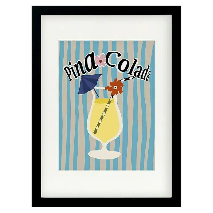Papermoon Bild - Pina Colada, B x H: 60 x 80 cm, Mit Passepartout, Rahmen Schwarz - Gerahmtes Bild eines erfrischenden Piña Colada Cocktails mit stilvollen tropischen Details, ideal für sommerliche Dekorationen.
