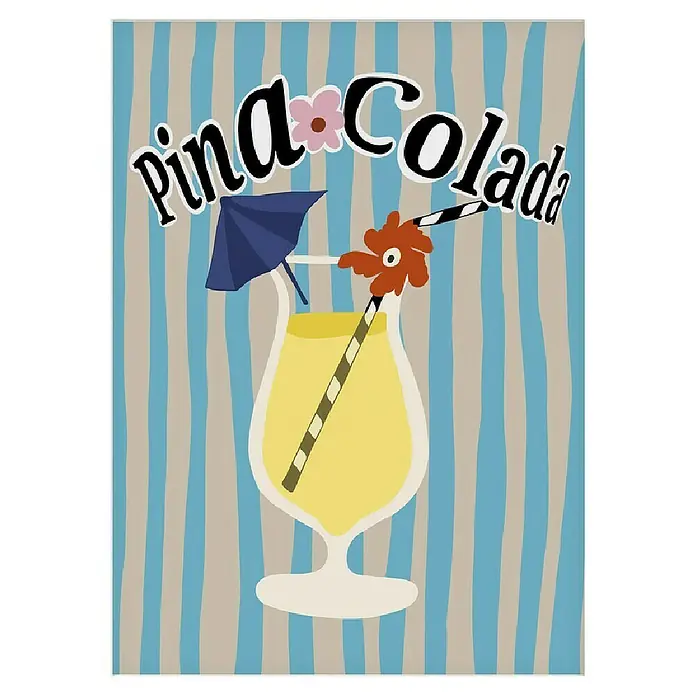 Papermoon Poster - Pina Colada, B x H: 60 x 80 cm, Mit Passepartout - Illustration eines Pina Colada-Cocktails mit tropischen Verzierungen, ideal für sommerliche Drinks und Urlaubsstimmung.