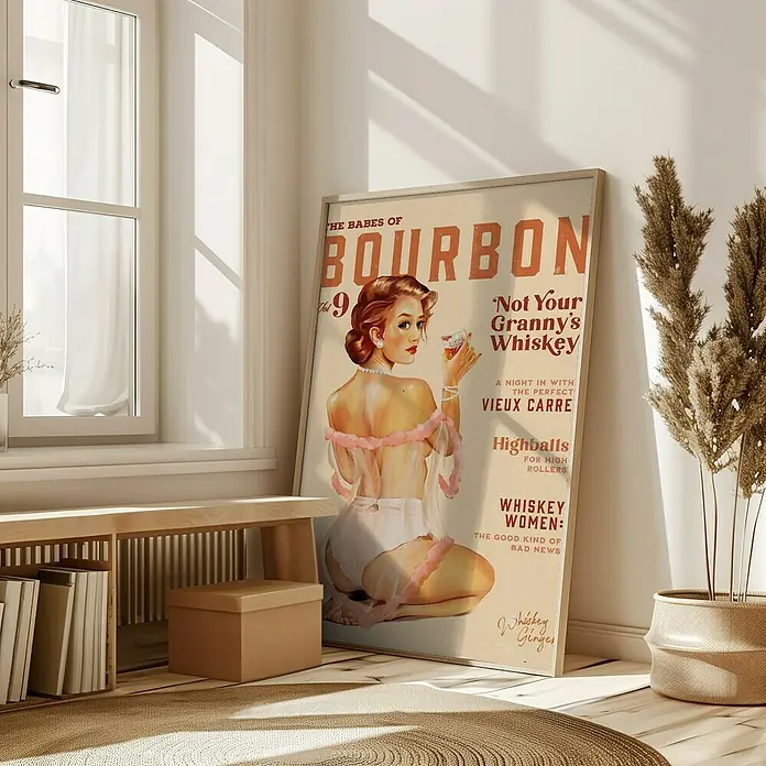 Papermoon Bild - Babes of Boubon Vol. 9, B x H: 70 x 100 cm, Mit Passepartout, Rahmen Eiche - Ein Vintage-Druck "The Babes of Bourbon" mit einer Pin-up-artigen Darstellung einer Frau mit einem Whiskeyglas. Perfekt für Bar und Zuhause!
