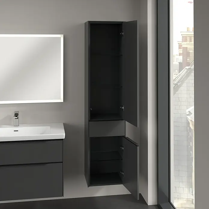 Villeroy & Boch Subway 3.0 Hochschrank - B x T x H: 40 x 36,2 x 171 cm, 1x Schublade, 2x Tür, Graphite, Farbe Griff: Volcano black, DIN Anschlag: Rechts - Grauer Badezimmerschrank mit offenen Türen, der Stauraum und ein modernes Design für das Badezimmer bietet.
