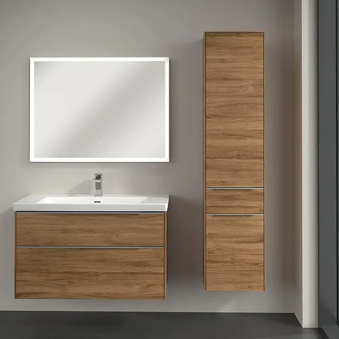 Villeroy & Boch Subway 3.0 Hochschrank - B x T x H: 40 x 36,2 x 171 cm, 1x Schublade, 2x Tür, Kansas Oak, Farbe Griff: Aluminium glänzend, DIN Anschlag: Rechts - Elegantes Badezimmer-Set mit einem Waschtischunterschrank in Holzoptik, einem beleuchteten Spiegel und einem passenden Hochschrank für ein modernes Ambiente.
