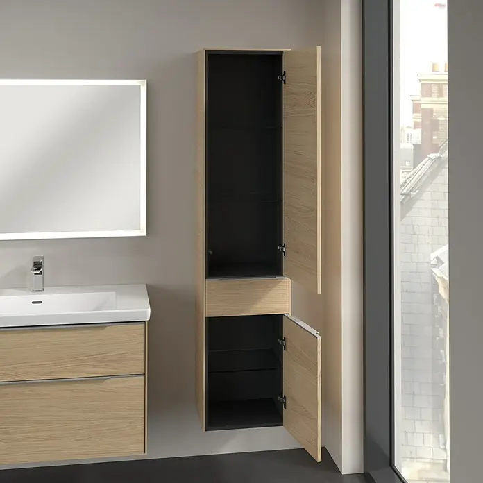 Villeroy & Boch Subway 3.0 Hochschrank - B x T x H: 40 x 36,2 x 171 cm, 1x Schublade, 2x Tür, Nordik oak, Farbe Griff: Aluminium glänzend, DIN Anschlag: Rechts - Ein hochformatiger Badezimmerschrank in Holzoptik mit offenen Türen, der Stauraum und Funktionalität vereint. Elegantes Design für jedes Bad.