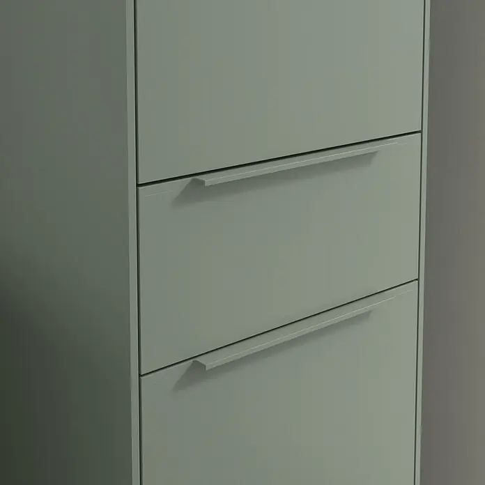 Villeroy & Boch Subway 3.0 Hochschrank - B x T x H: 40 x 36,2 x 171 cm, 1x Schublade, 2x Tür, Soft Green, Farbe Griff: Soft Green, DIN Anschlag: Rechts - Nahaufnahme eines hellgrünen Schuhschranks mit mehreren Fächern und Griffen. Moderne und praktische Aufbewahrungslösung.