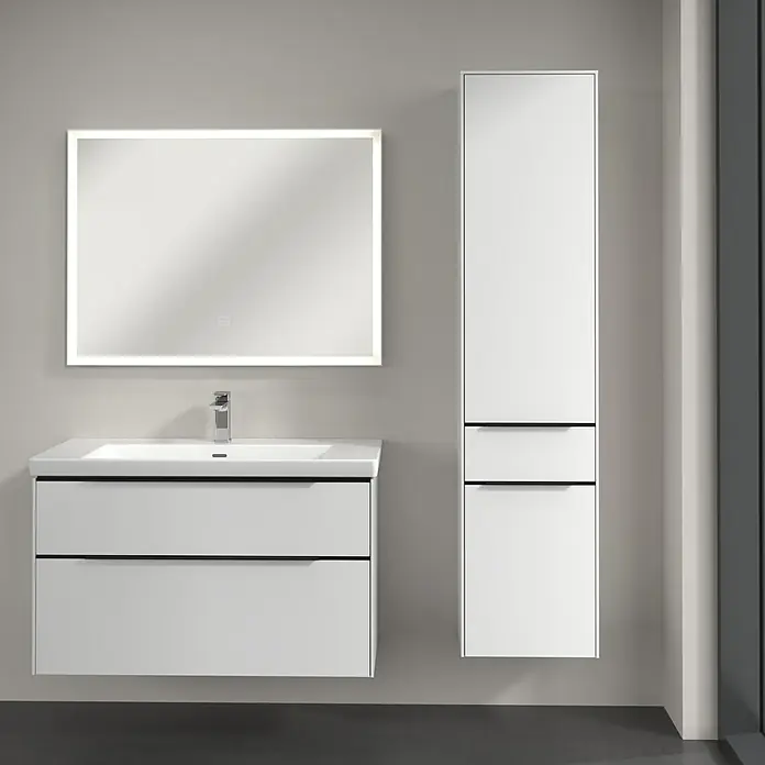 Villeroy & Boch Subway 3.0 Hochschrank - B x T x H: 40 x 36,2 x 171 cm, 1x Schublade, 2x Tür, Brilliant White, Farbe Griff: Volcano black, DIN Anschlag: Rechts - Badezimmer-Set mit weißem Waschtisch mit zwei Schubladen, beleuchtetem Spiegel und Hochschrank. Elegantes und modernes Design für Ihr Bad.